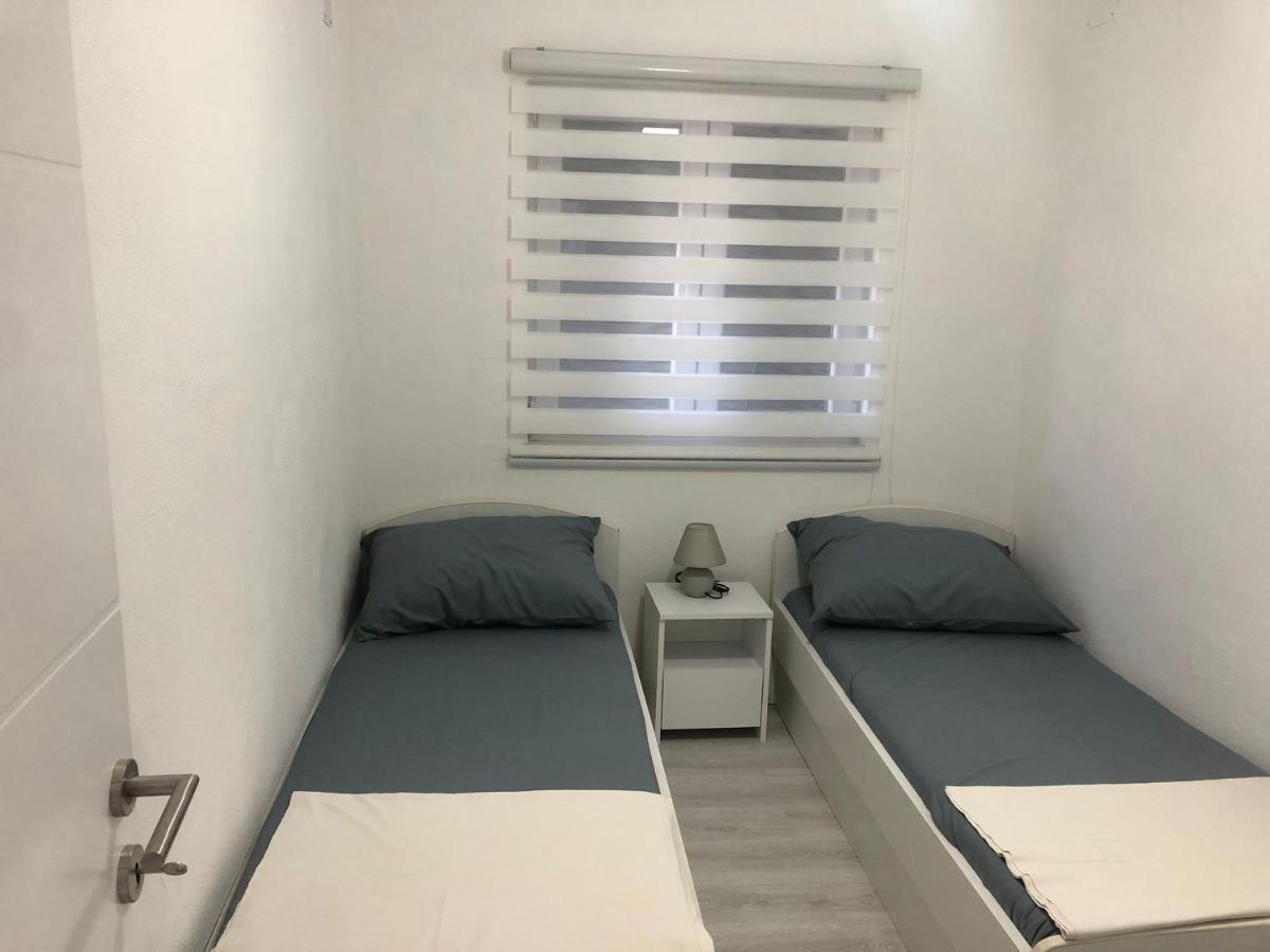 נאום Apartman M&D מראה חיצוני תמונה